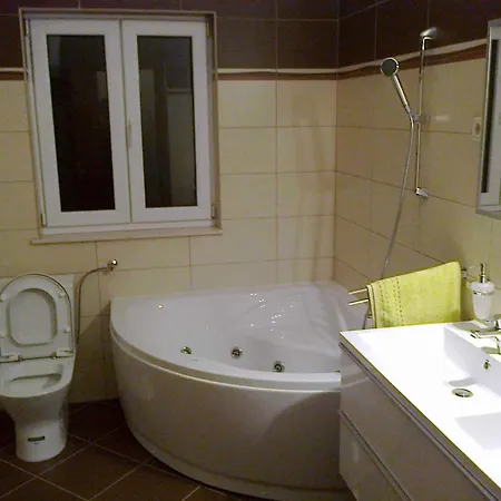 Apartman In Okrug Gornji 6167 Trogir
