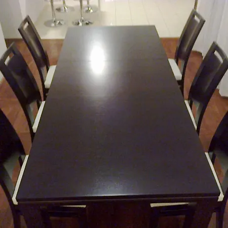 Apartment In Okrug Gornji 6167