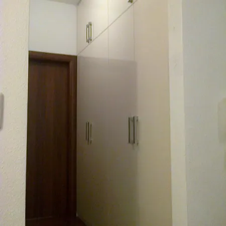 Apartment In Okrug Gornji 6167 *